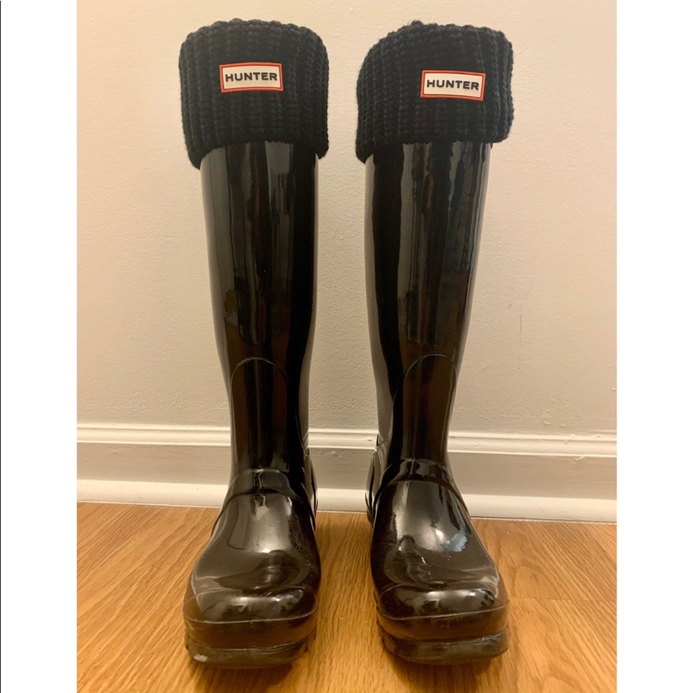 Hunter Gloss Rain Boots AND fleece sock inserts